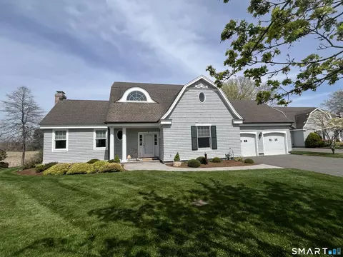 446 Main St #9, Old Saybrook, CT 06475