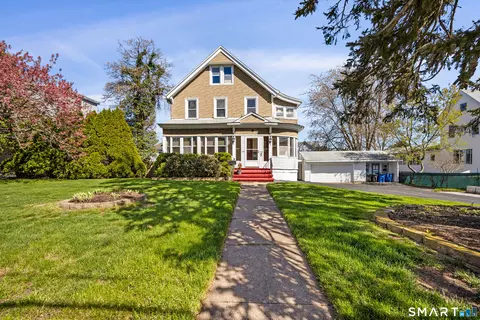 338 Lighthouse Rd, New Haven, CT 06512