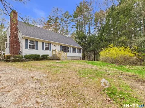 6502 Flat River Rd, Coventry, RI 02827