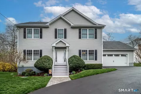 12 Cree Trl, Shelton, CT 06484
