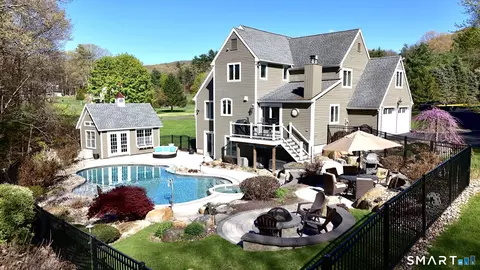 10 Ryans Way, Burlington, CT 06013