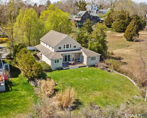 7 Linden Ln, Madison, CT 06443