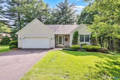 10 Knollwood Cir, Enfield, CT 06082