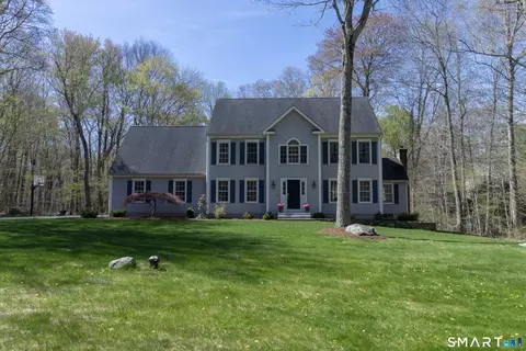 51 Fawn Hill Rd, Killingworth, CT 06419