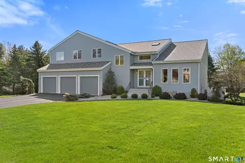 66 Rivergate Ln, Berlin, CT 06023