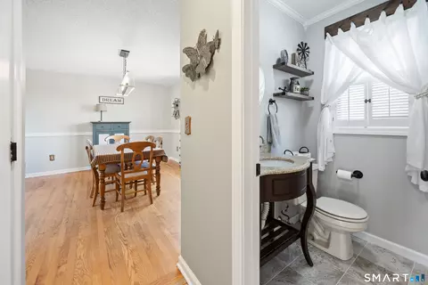 Entry Way - 16 Stephen Ct, Prospect, CT 06712 photo 1 of 2