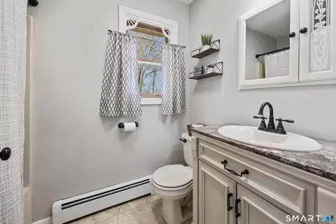 Bath - 16 Stephen Ct, Prospect, CT 06712 photo 3 of 3