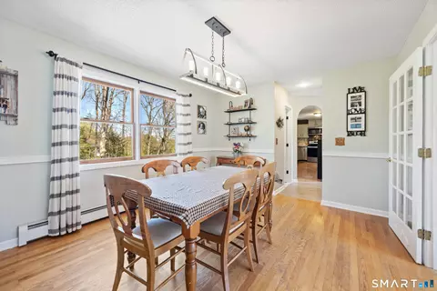 Dining - 16 Stephen Ct, Prospect, CT 06712 photo 1 of 2