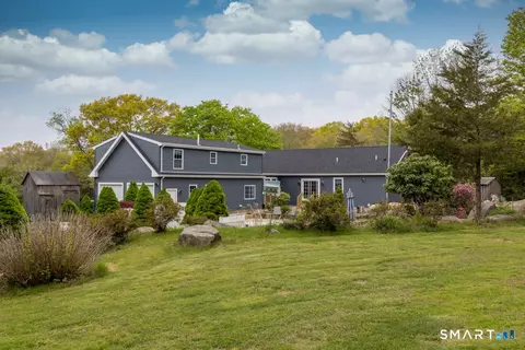 Exterior - 225 Lambtown Rd, Ledyard, CT 06339 photo 3 of 5