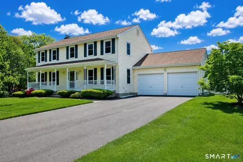 7 Vincent Cir, South Windsor, CT 06074