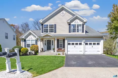 255 Acorn Ln, Milford, CT 06461