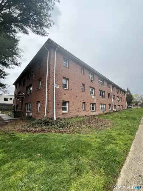 60 Donna Dr #C7, New Haven, CT 06513
