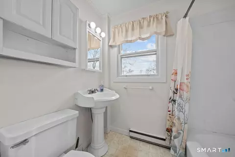 Bath - 7 Myrtle Rd, Griswold, CT 06351 photo 1 of 1