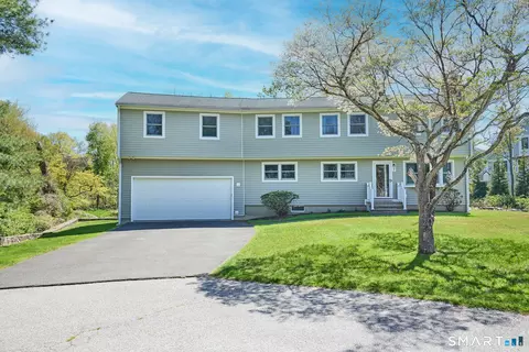 7 Keller Ln, Westport, CT 06880