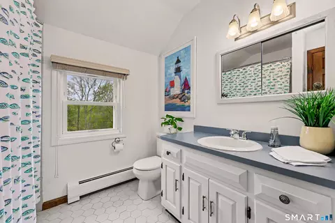 Bath - 49 Georges Ln, Monroe, CT 06468 photo 3 of 3