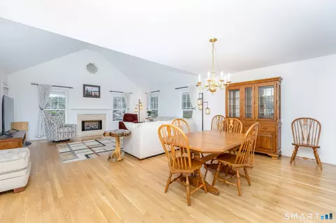 Dining - 54 Elizabeth Cir #54, Sandy Hook, CT 06482 photo 1 of 1