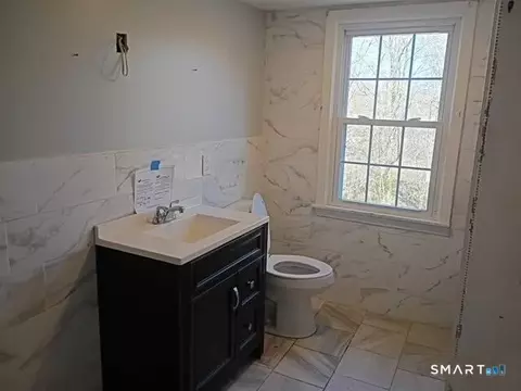 Bath - 46 Broadview Hts Ext, Thomaston, CT 06787 photo 1 of 1