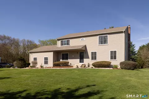 5 Pondside Pl, Cheshire, CT 06410