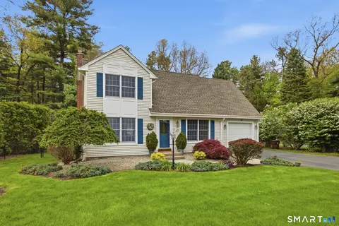 20 Abbe Rd, Enfield, CT 06082