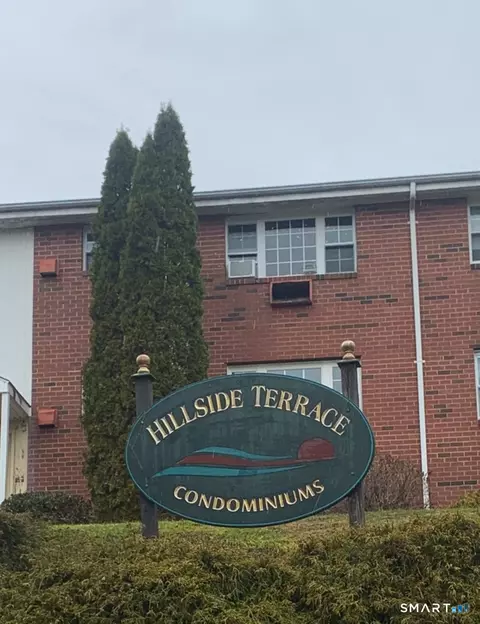 85 Sigwin Dr #85, Wallingford, CT 06492