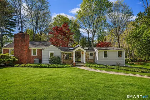815 Valley Rd, New Canaan, CT 06840