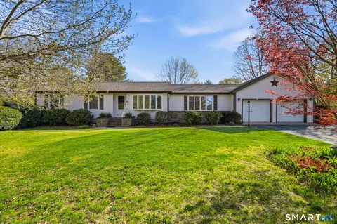 5 Sunset Dr, Old Lyme, CT 06371