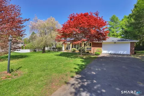 224 Coleman Rd, Middletown, CT 06457