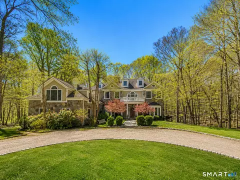 96 Harpsichord Tpke, Stamford, CT 06903