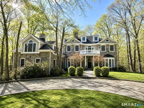 96 Harpsichord Tpke, Stamford, CT 06903