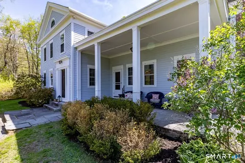 700 Watertown Rd, Middlebury, CT 06762
