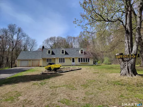 312 Gehring Rd, Tolland, CT 06084