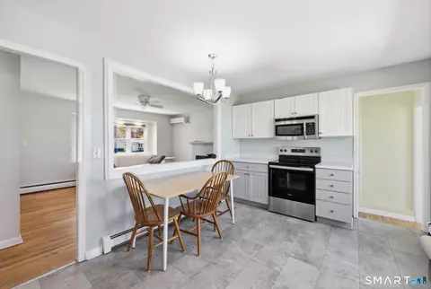 Kitchen - 14 Cedarwood Ln, Old Saybrook, CT 06475 photo 2 of 4