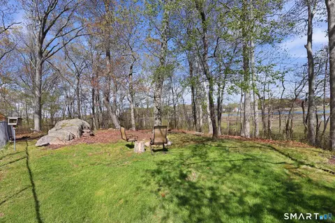 Exterior - 14 Cedarwood Ln, Old Saybrook, CT 06475 photo 7 of 10