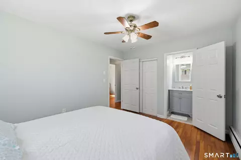 Bedroom - 14 Cedarwood Ln, Old Saybrook, CT 06475 photo 4 of 6