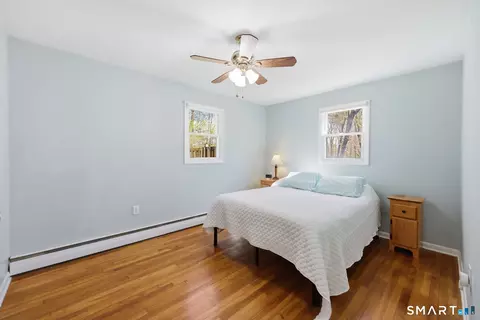 Bedroom - 14 Cedarwood Ln, Old Saybrook, CT 06475 photo 3 of 6