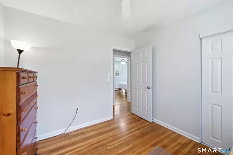 Bedroom - 14 Cedarwood Ln, Old Saybrook, CT 06475 photo 2 of 6