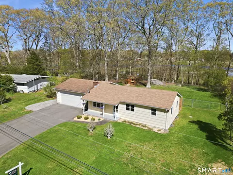 View/Area - 14 Cedarwood Ln, Old Saybrook, CT 06475 photo 1 of 5
