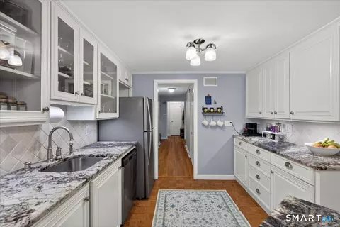 Kitchen - 54 Jackson Rd, Hamden, CT 06517 photo 3 of 4
