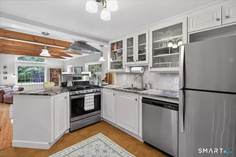 Kitchen - 54 Jackson Rd, Hamden, CT 06517 photo 1 of 4