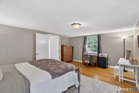Bedroom - 54 Jackson Rd, Hamden, CT 06517 photo 2 of 7