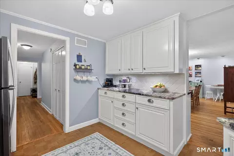 Kitchen - 54 Jackson Rd, Hamden, CT 06517 photo 4 of 4