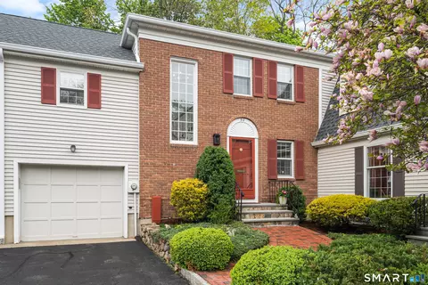 50 Heritage Hill Rd #50, New Canaan, CT 06840