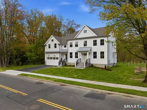 260 Pansy Rd, Fairfield, CT 06824