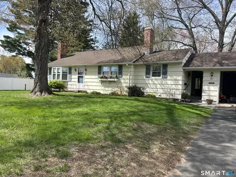 1 Hillcrest Rd, Enfield, CT 06082