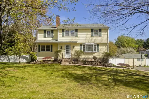523 Taylor St, Vernon, CT 06066