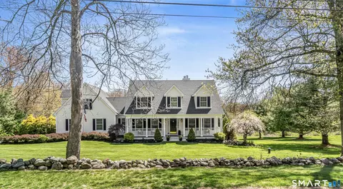124 Luke Hill Rd, Bethany, CT 06524