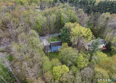 6 Jacklin Rd, Bethel, CT 06801