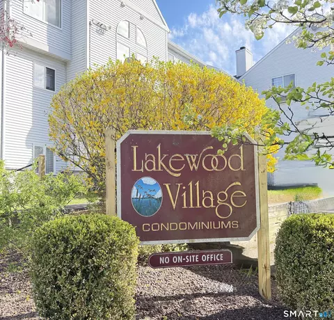 147 Hamden Ave #B, Waterbury, CT 06704