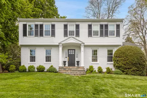 33 Fairview Ave, Darien, CT 06820