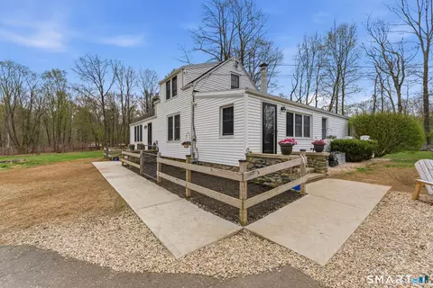 298 Kenyon Rd, Lakeside, CT 06758